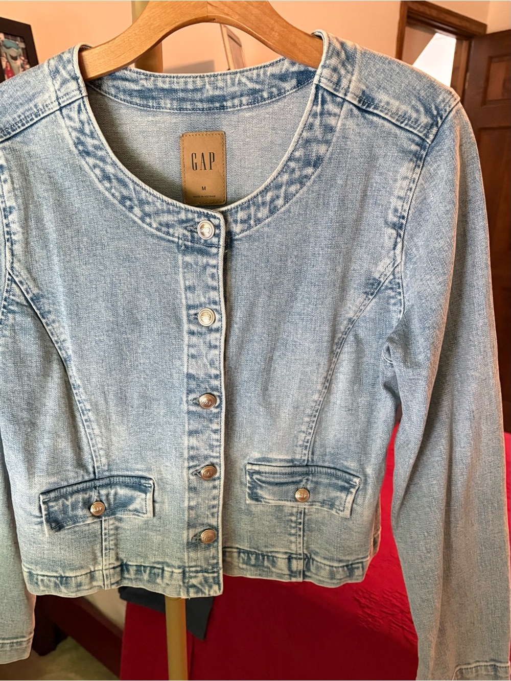 GAP Light Wash Round-Neck Denim Jacket - Pale Blue